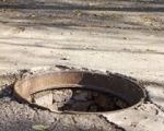 За прошедшие сутки в Черкассах похитили 15 канализационных люков