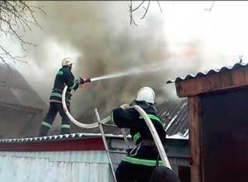 У Жашкові і Чорнобаї трагедії на пожежах