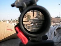 Придурки со снайперской винтовкой пугали прохожих в Черкассах