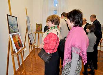 У Черкасах відкрилася персональна виставка шполянської художниці Інни Вовк