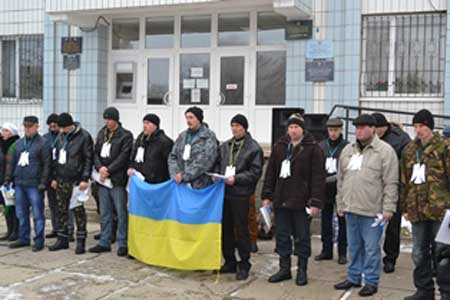 На центральній площі селища Лисянка 28 січня - проводи мобілізованих до лав Збройних Сил України