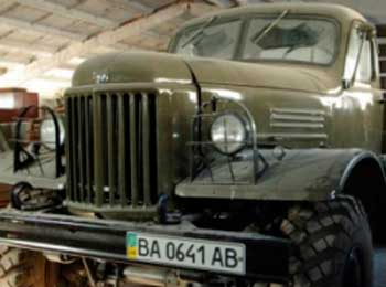 На Черкащині аграрії не хочуть віддавати автомобілі для армії