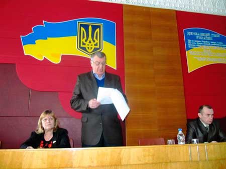 Литвин провел заседание внеочередной сессии Чигиринского райсовета