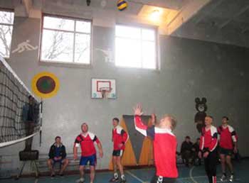 зональні змагання Першості Канівського фізкультурно-оздоровчого клубу «Колос» з волейболу серед чоловіків