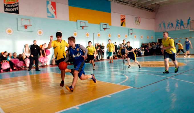У Золотоноші стартував шкільний чемпіонат міста з баскетболу