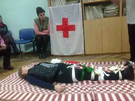 Тренінг з основ першої допомоги Червоний Хрест провів у Смілі