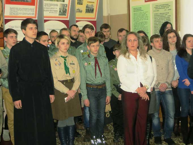 у черкаській спеціалізованій школі № 3 вшановали пам’ять Євгенія Подолянчука