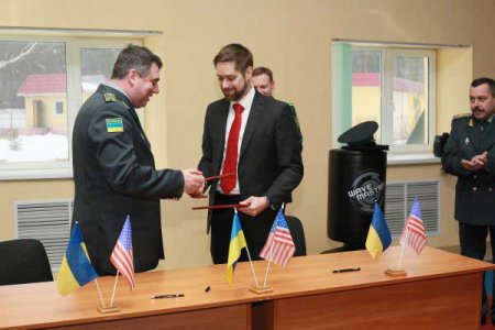 Американці привезли техніку та майно для українських прикордонників
