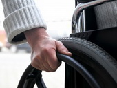 інвалід на візку