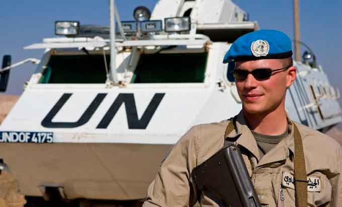 Верховна Рада звернулася до ООН та ЄС з проханням про введення миротворців в Україну