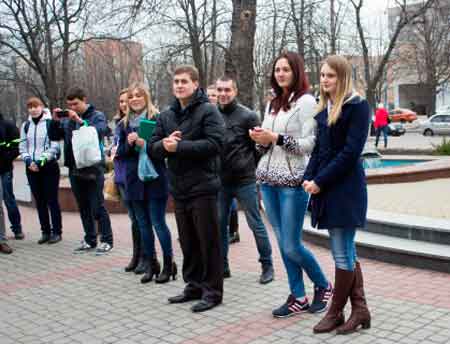 Черкаські студенти встановили селфі-рекорд