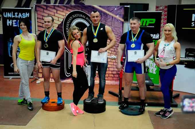 Золотоніські атлети вибороли перемогу на чемпіонаті України з пауерліфтингу