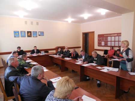 під керівництвом голови Звенигородської районної ради Володимира Кучера відбулось засідання президії райради