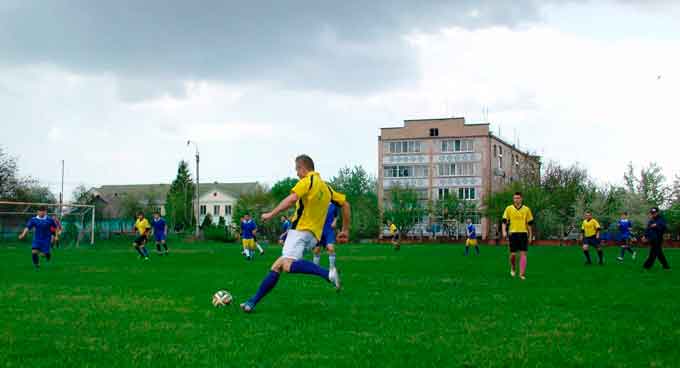 На Кам’янщині відбулися півфінальні ігри кубку з футболу 2015 року. 