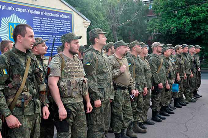 Сорок правоохранителей Черкасской области вернулись из зоны проведения АТО (фото, видео)
