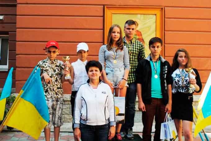 Черкаські школярі показали клас у Франківську