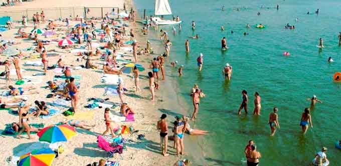 Топ-7 пляжів: де в Черкасах можна безпечно купатися і засмагати