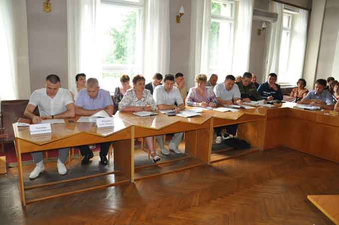 На колегії Чорнобаївської РДА радились як боротись зі злочинністю та вчасно зібрати врожай