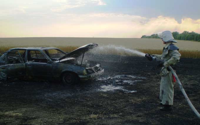 в Тальнівському районі, на автодорозі «Черкаси – Умань» загорівся автомобіль «Опель Рекорд»