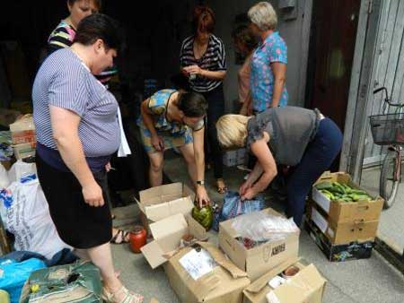 Сегодня работники Шполянской районной государственной администрации подготовили очередную помощь военнослужащим в зону антитеррористической операции на Востоке