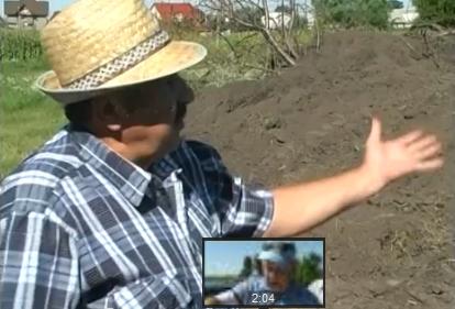 На Черкащині селянам будльдозером познищували городи (відео)