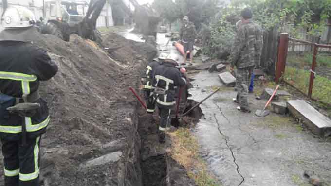 В Смеле во время проведения земляных работ погиб человек (фото)