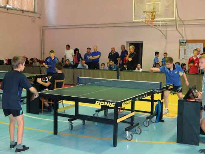 Турнір з настільного тенісу в Умані зібрав понад 200 учасників