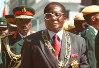 91-річний президент Зімбабве 25 хвилин читав не ту промову