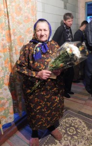 Жительці селища Чорнобай вручили нагрудний знак «Мати-героїня»