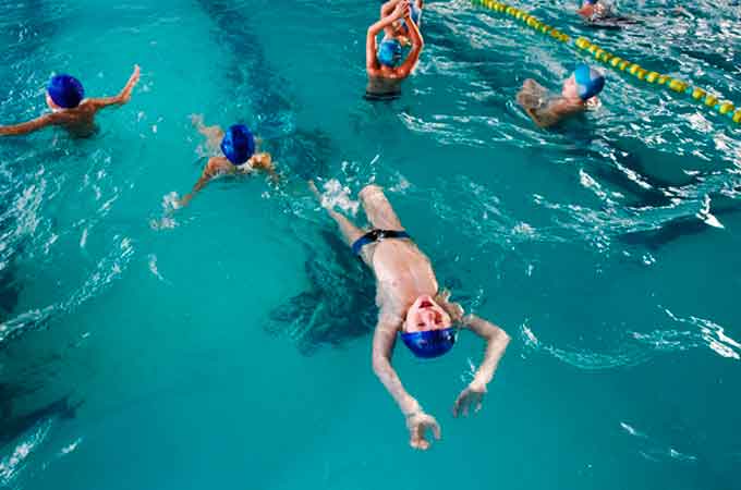 Юні черкасці змагались за перемогу на чемпіонаті міста з плавання