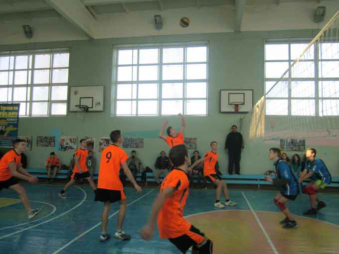 Таганчанські волейболісти перемогли у турнірі ім. Павла Корчаки