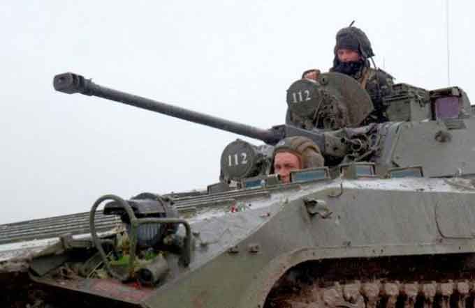 Бійці танкової бригади просять допомогти їм одягом, їжею та інструментами