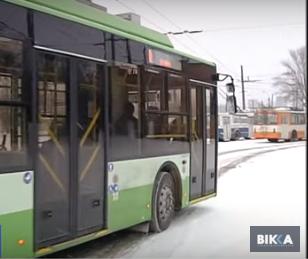 Троє нових черкаських тролейбусів відправили на ремонт (відео)