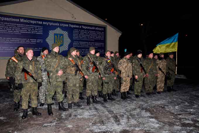 Черкаський зведений загін поліцейських повернувся із зони АТО