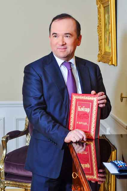 Надзвичайний і Повноважний посол Узбекистану в Україні Алішер Абдуалієв