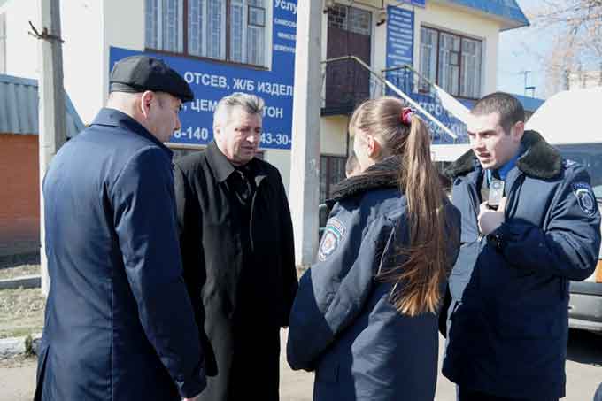 Новообраного директора Черкаського асфальтобетонного заводу не впускають на роботу