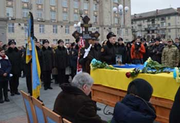 Черкащина попрощалася з Героєм-захисником, полеглим в Іловайському котлі