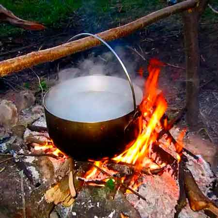 Черкаським хворим їжу готують … на багатті