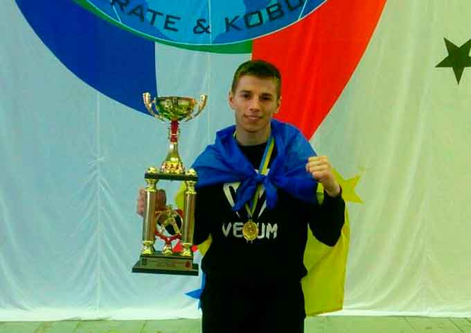 Черкаський боєць Дмитро Придибайло виборов золото чемпіонату світу з годзю-рю карате. 