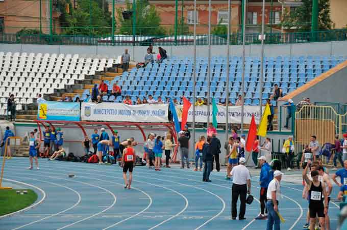 Днями в Кіровограді завершився чемпіонат та кубок України серед юнаків і дівчат (1999 р.н. та молодші), а також дорослих спортсменів. 