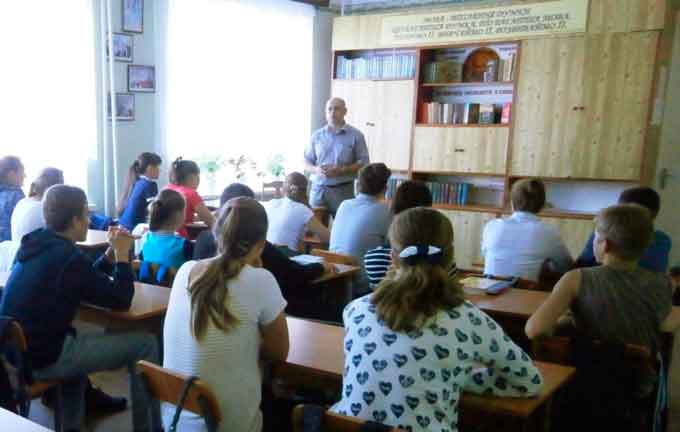 заходи було проведено для 27 учнів 9-11-их класів Новолесицької та Розсохуватської загальноосвітніх шкіл району