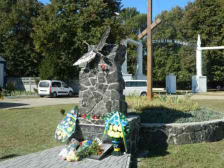 Пам’ятник «Жертвам політичних репресій в Україні» відкрили на Шполянщині