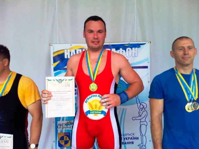 Золоніський юрист став абсолютним чемпіоном України з гирьового спорту