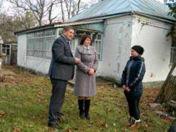 На Шполянщині дитині-сироті вручили ключі від будинку