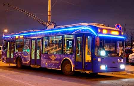 У Черкасах в новорічну ніч їздитимуть лише три тролейбуси, автобуси на маршрут не виїжджатимуть. 