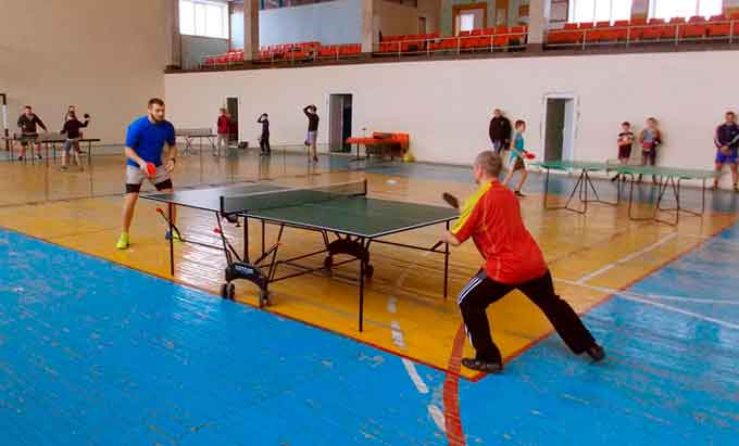 Командну першість з настільного тенісу провели у Чорнобаї