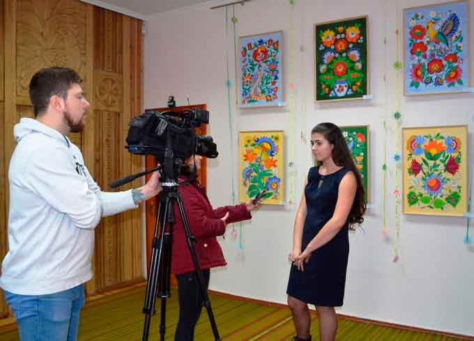 В Черкасах відкрилася перша персональна виставка юної місткині