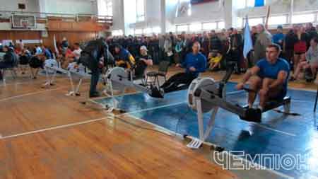 Чемпіонат міста Черкаси з веслування на ергометрах прийматиме спортивна зала черкаської ЗОШ №15.