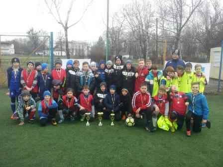 У Ватутіному відбувся футбольний турнір «Вікторія» серед хлопців