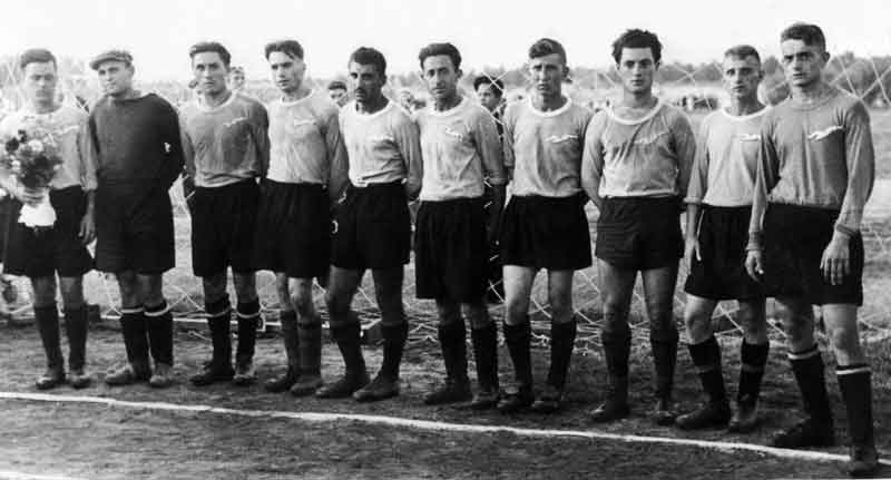 Футбольній команді міста Черкаси виповнилося 62 роки